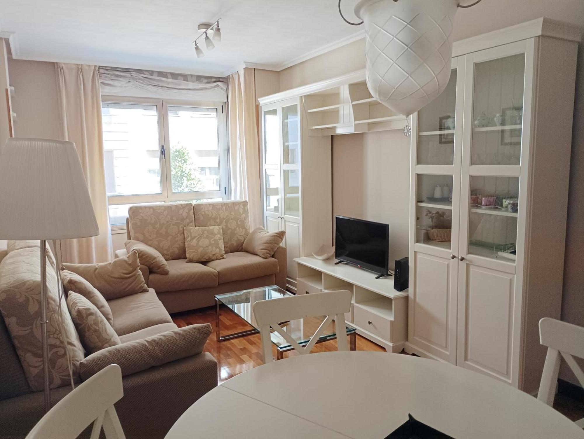 Centro-Gascona Con Terraza, Garaje Y Wifi Gratuito Apartment Oviedo Bagian luar foto