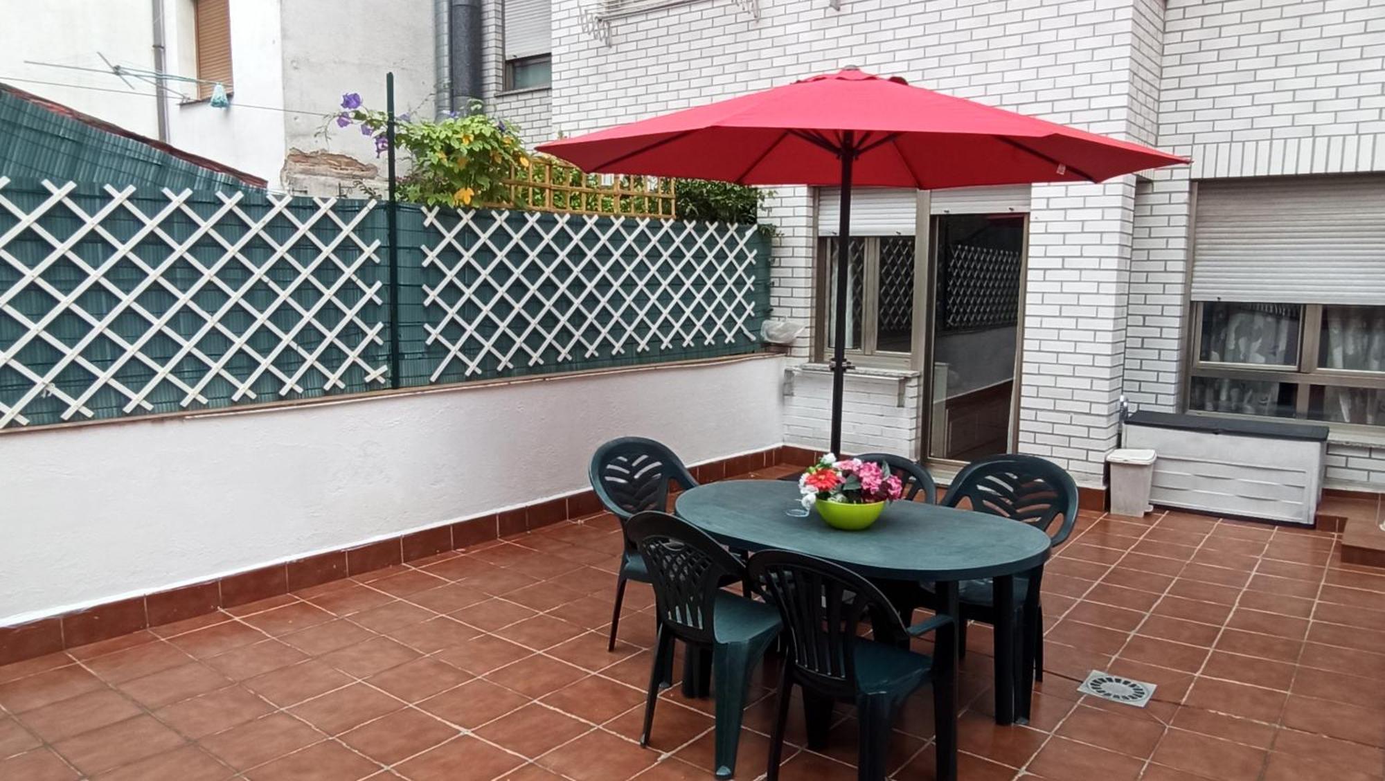 Centro-Gascona Con Terraza, Garaje Y Wifi Gratuito Apartment Oviedo Bagian luar foto